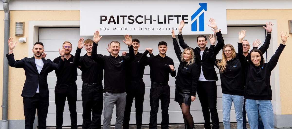 Das Team von Paitsch Lifte an dem Firmenstandort in Ansbach – Experten für Liftlösungen